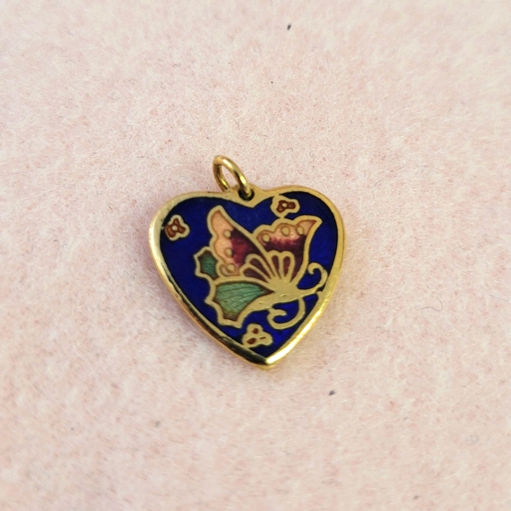 Vintage Butterfly Gold Pendant Size OS